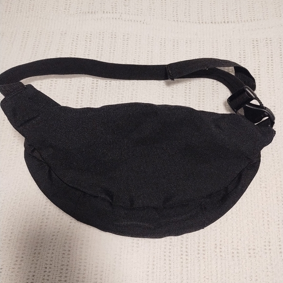 Jansport Black Fanny Bag - Picture 3 of 5